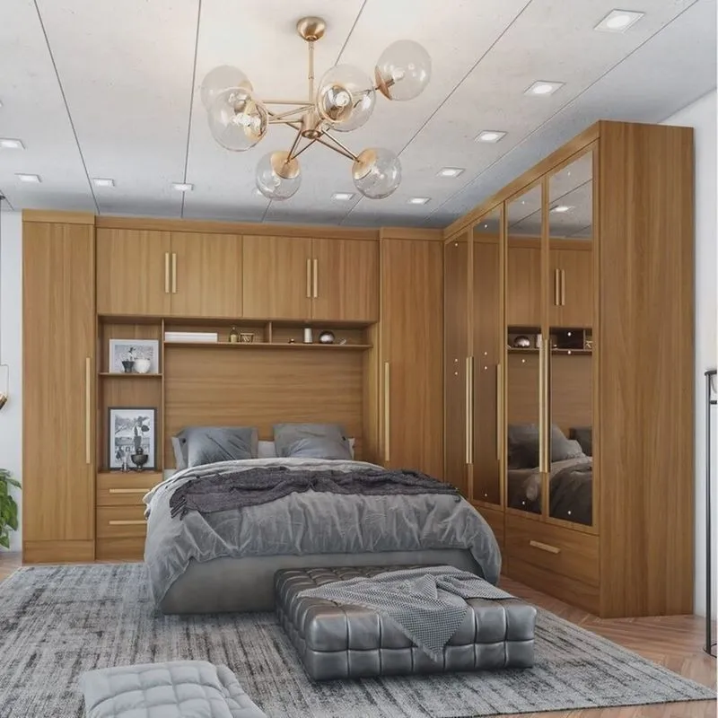 Quarto de Casal Completo 5 Peças 6 Portas 4 Gavetas com Maleiro e Espelhos Smart Plus