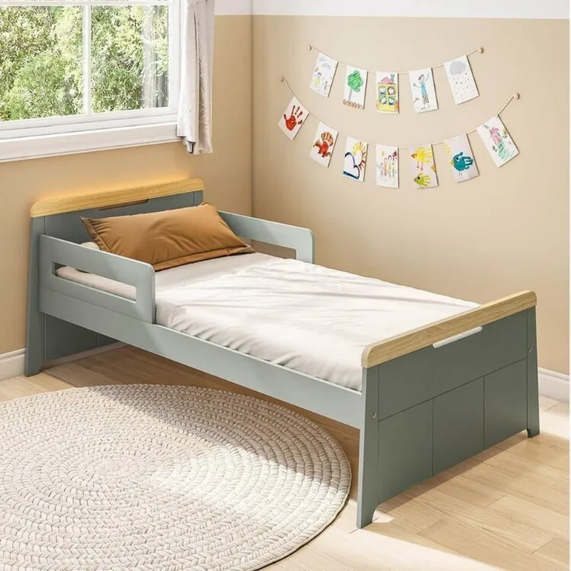 Cama Infantil com LED e Kit Grade de Proteção Petit Casatema Verde/Mel Verde/Mel