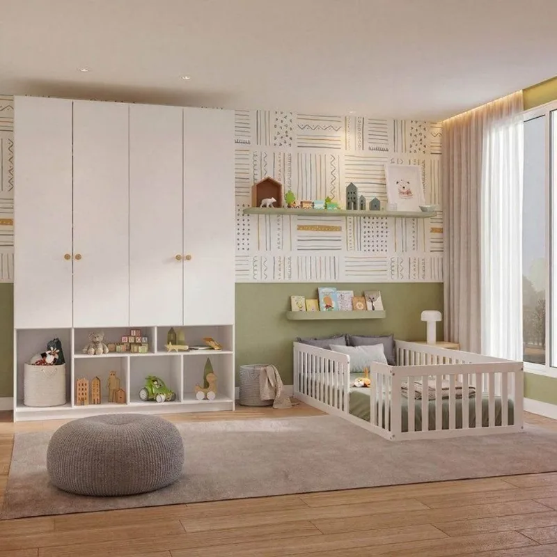 Quarto Montessoriano Cama Giulia e Guarda-Roupa Curió 4 Portas Casatema Branco Branco