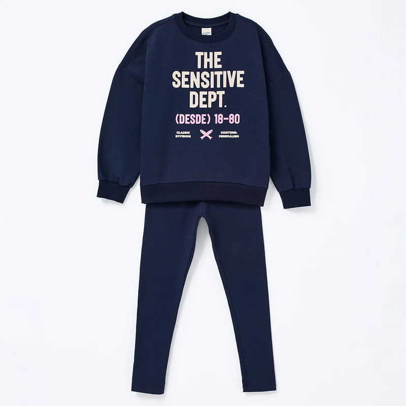 Conjunto Blusa e Calça Moletom The Sensitive Dept Marinho Hering Infantil - Feminino 05 / Menina