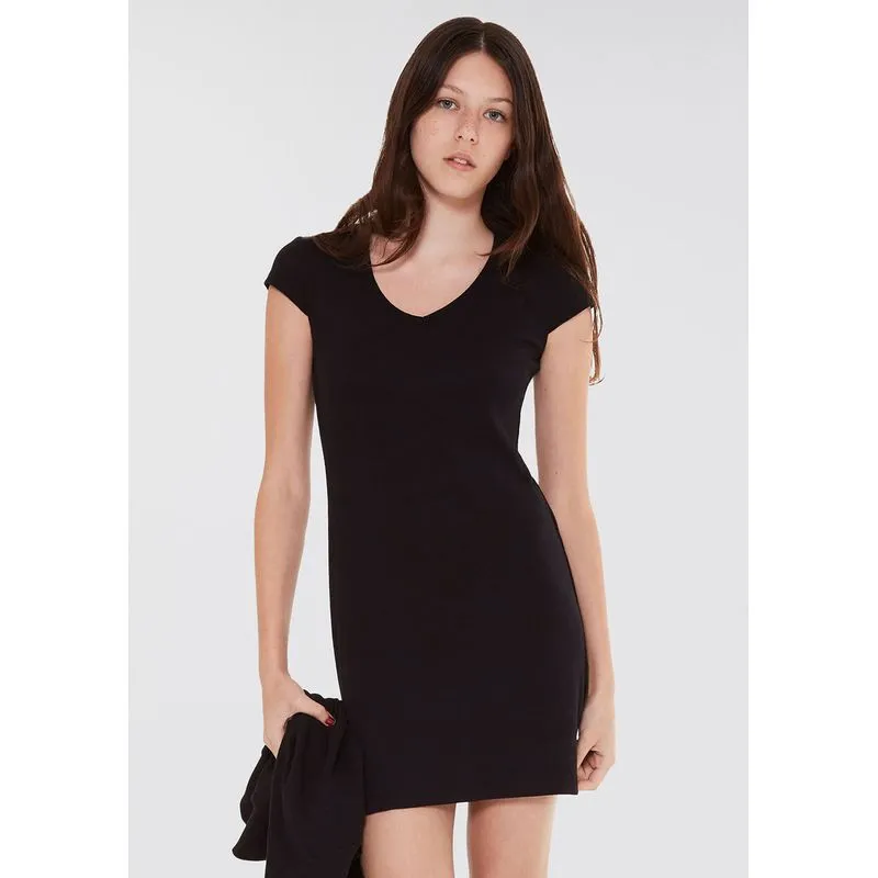 Vestido Teen Curto Decote V - Preto G