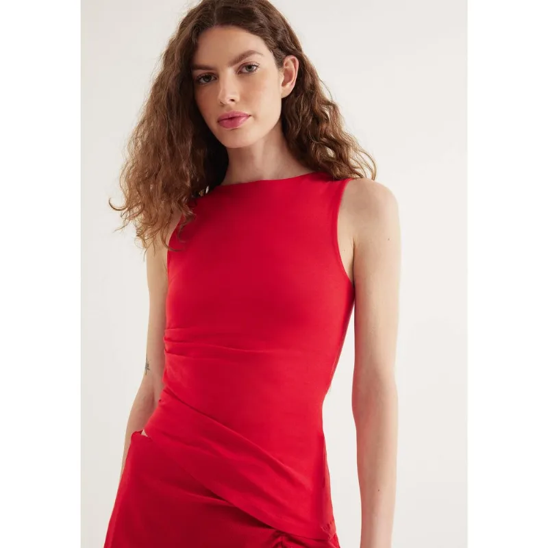 Regata Feminina Assimétrica Em Malha Premium - Vermelho XP