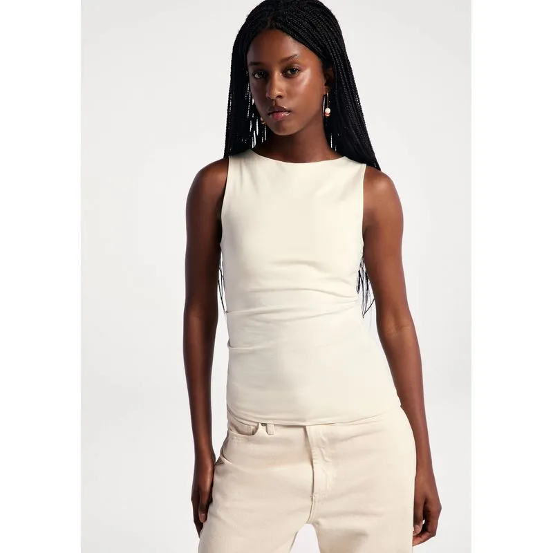 Regata Feminina Assimétrica Em Malha Premium - Off white M