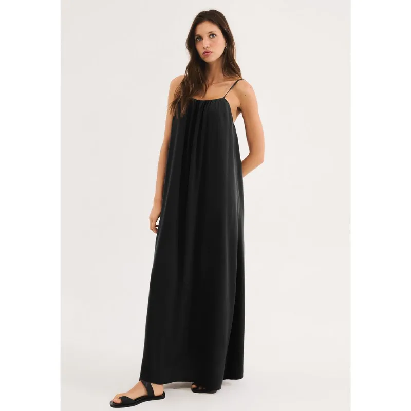 Vestido Midi Evasê Em Tecido Creponado - Preto XG