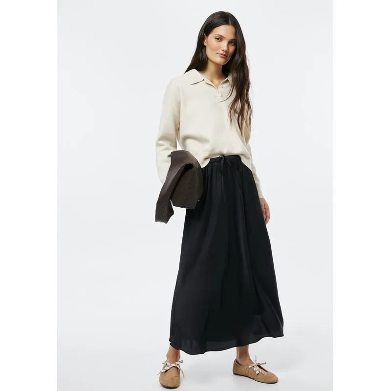 Saia Midi Evasê Acetinada - Preto 038