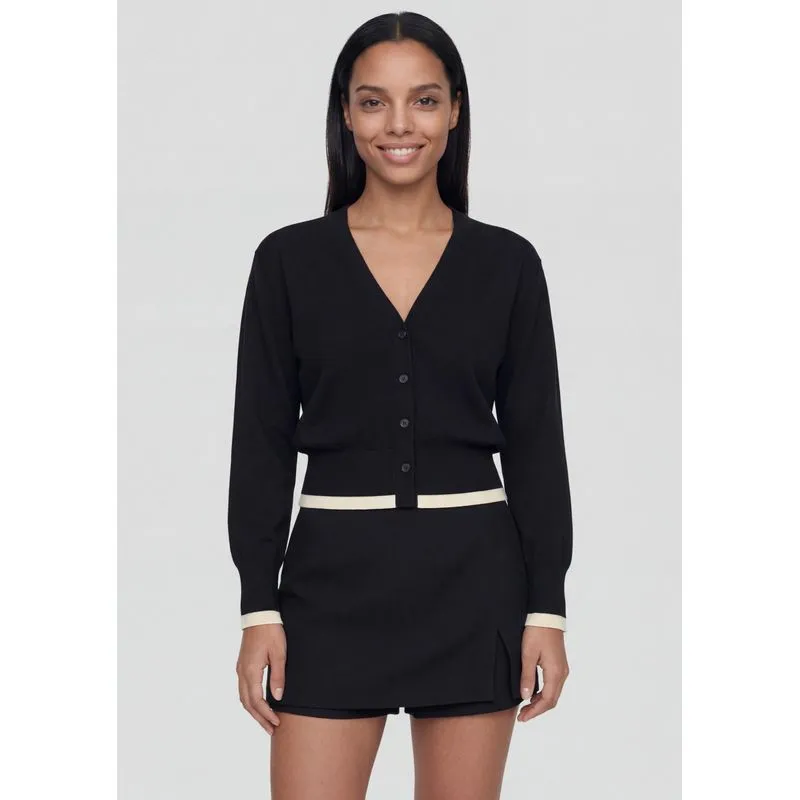 Shorts Saia Reto Em Tecido Plano - Preto 038