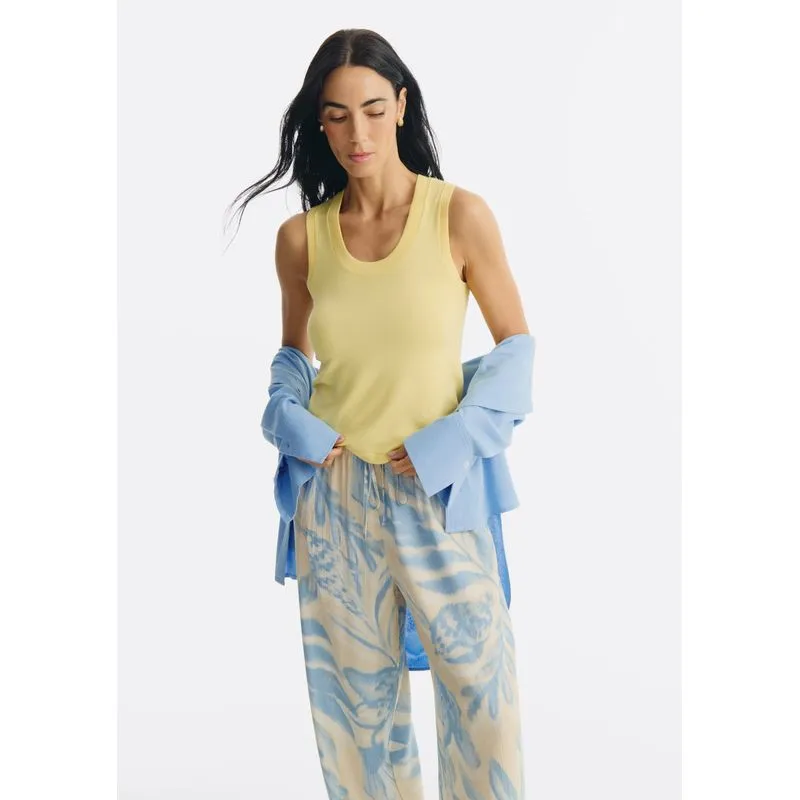 Regata Feminina Slim Decote U Em Tricô De Viscose - Amarelo XG
