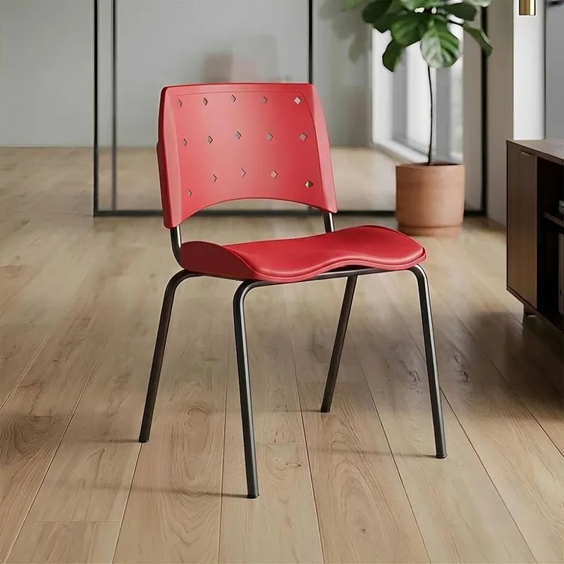 Cadeira Fixa Ergonômica NR 17 Assento Estofado em Vinil Anatômica Vermelha Plaxmetal
