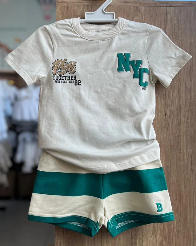 CONJUNTO CAMISETA MANGA CURTA PLAY TOGETHER NYC E BERMUDA LISTRADO MENINO BIMBI BEGE/AZUL / 12