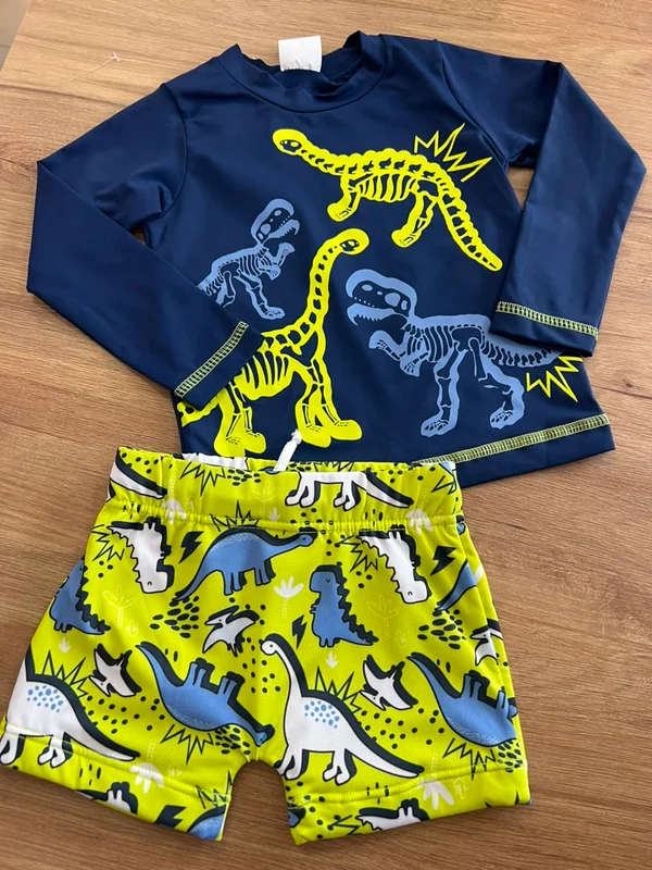 CONJUNTO CAMISETA MANGA LONGA DINOSSAUROS E SUNGA BOX UV50+ MENINO TIP TOP MARINHO/VERDE / 8