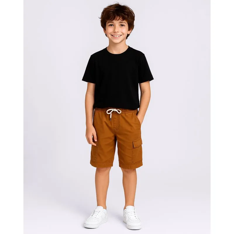 Bermuda Sarja Juvenil com Bolsos Cargo Marrom 12