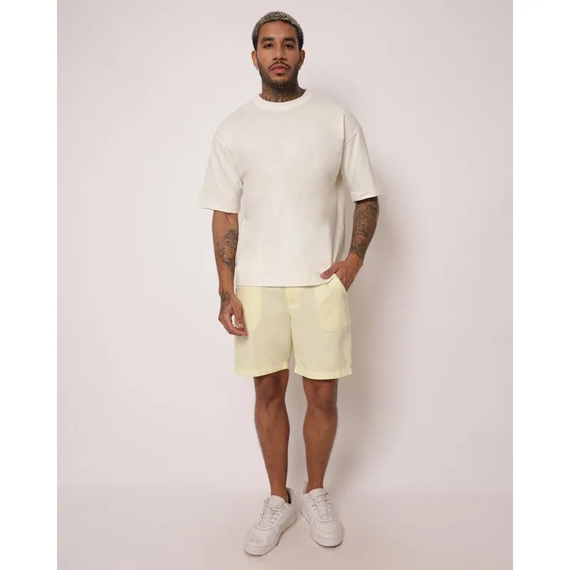 Bermuda Sarja Masculina com Bolsos Amarelo 44