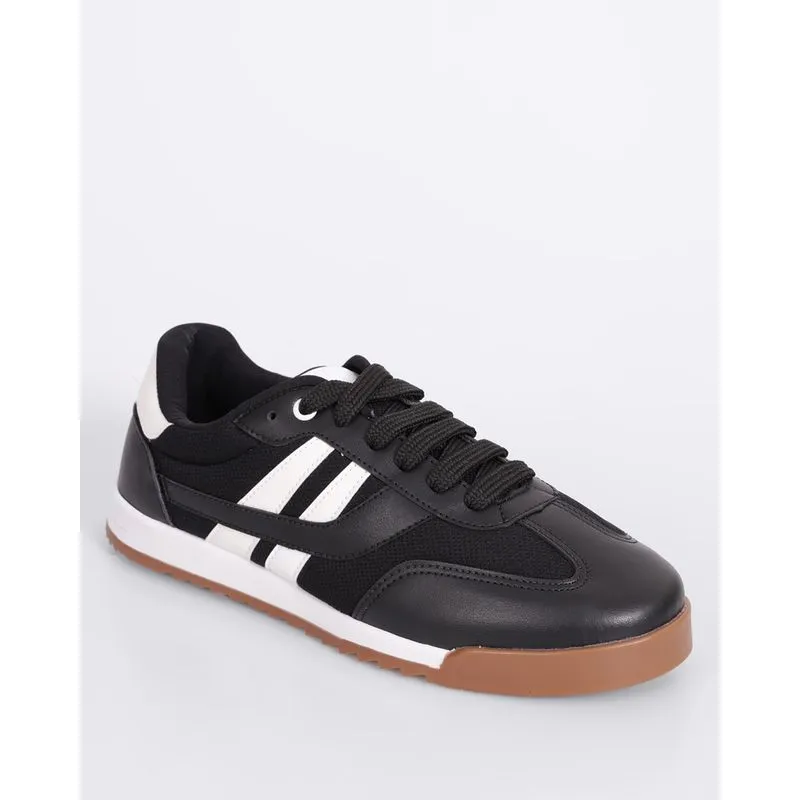 Tênis Feminino Casual com Recortes Preto 39