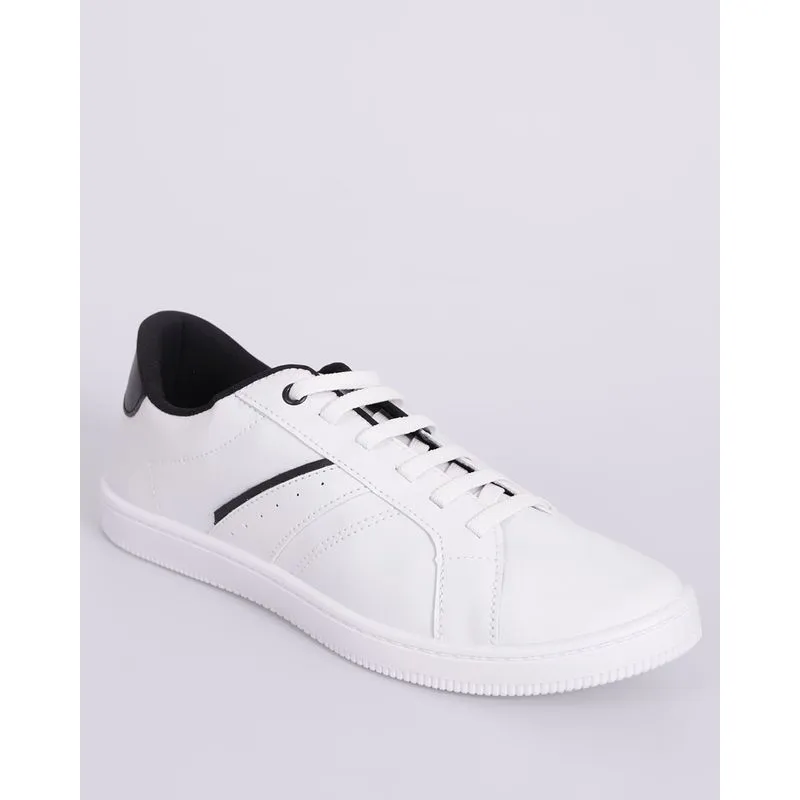 Tênis Feminino Casual Izalu com Recorte Branco 35
