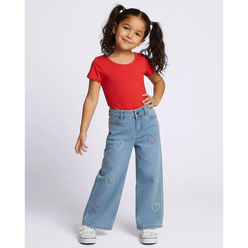 Calça Jeans Infantil Wide Leg com Corações Bordados Azul 12