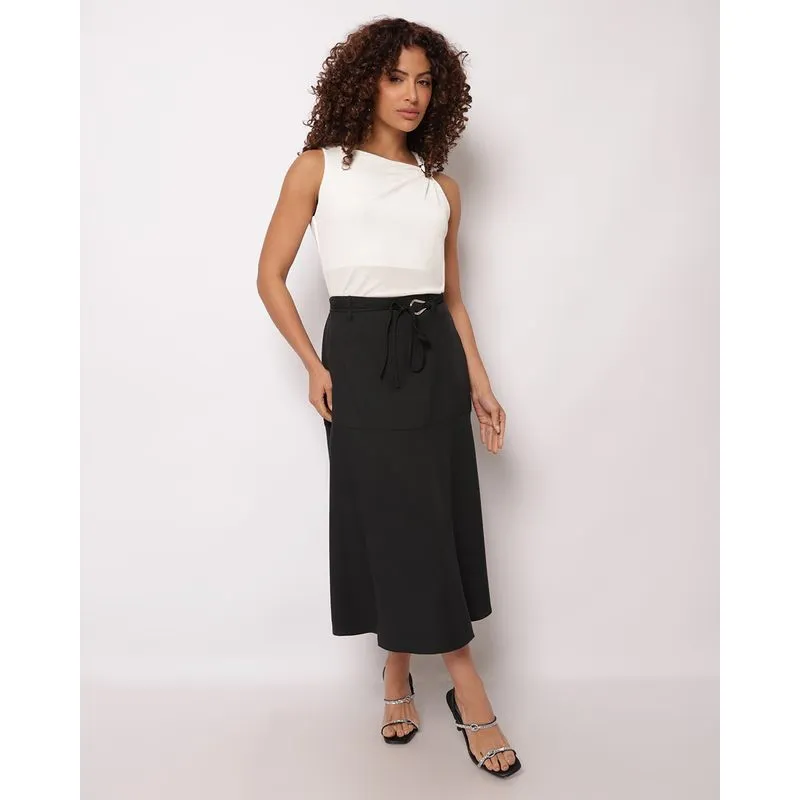 Saia Feminina Midi Evasê com Fivela Preta M