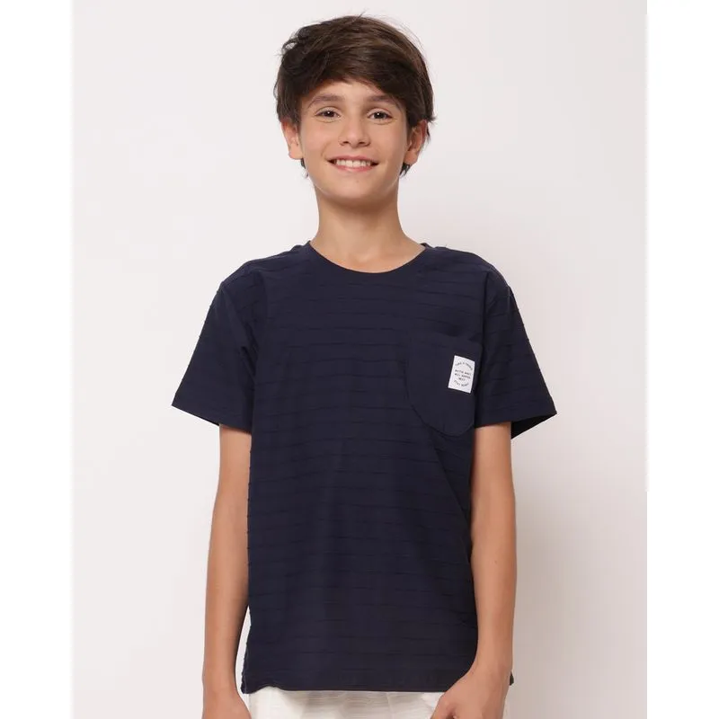 Camiseta Juvenil Texturizado Manga Curta com Bolso Frontal Marinho 16