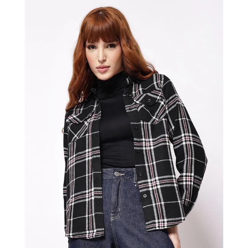 Camisa Feminina Flanelada Com Bolsos Xadrez Preta P