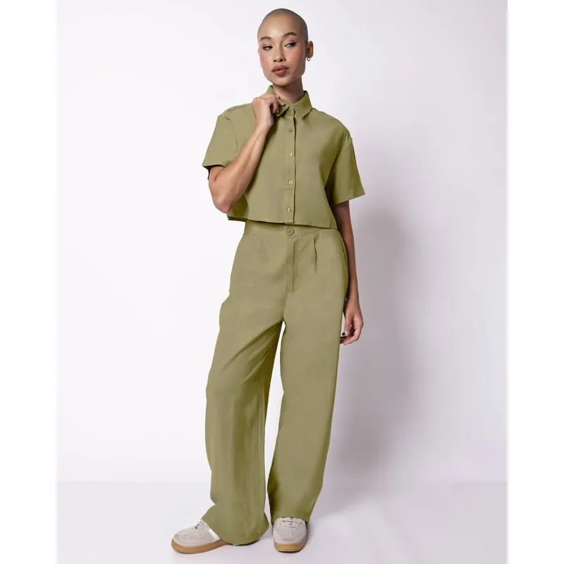 Calça Feminina Reta Viscose Alfaiataria com Bolsos Verde G