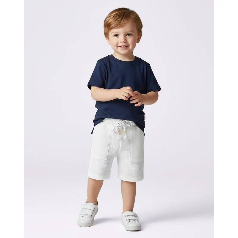 Bermuda Bebê Reta Texturizada com Bolsos e Cordão Off White 3