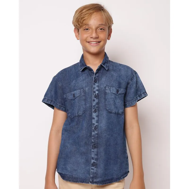 Camisa Juvenil Jeans Manga Curta com Bolsos Frontais Azul 14