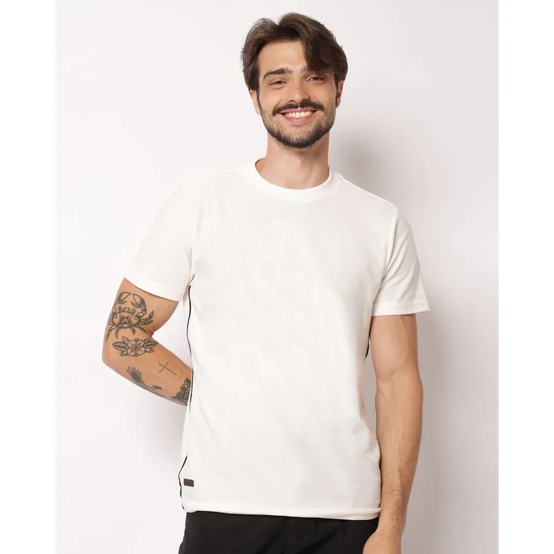 Camiseta Masculina Texturizada com Frisos Manga Curta Off White GG
