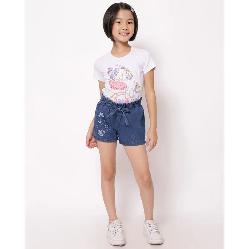 Short Jeans Infantil com Estampas de Corações Azul 12