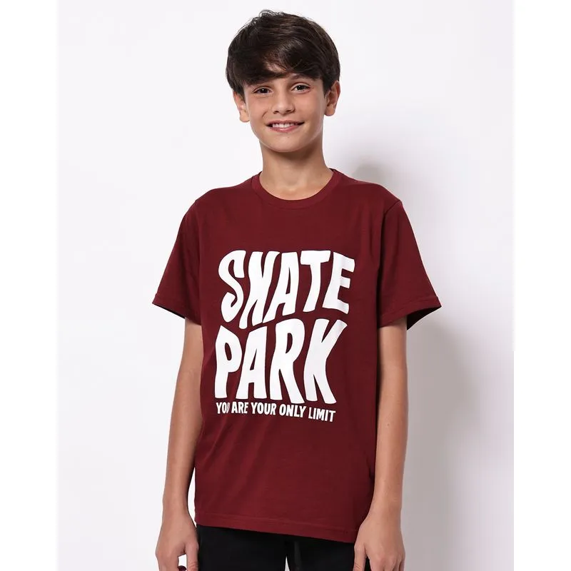 Camiseta Juvenil Algodão com Estampa Skate Vinho 16