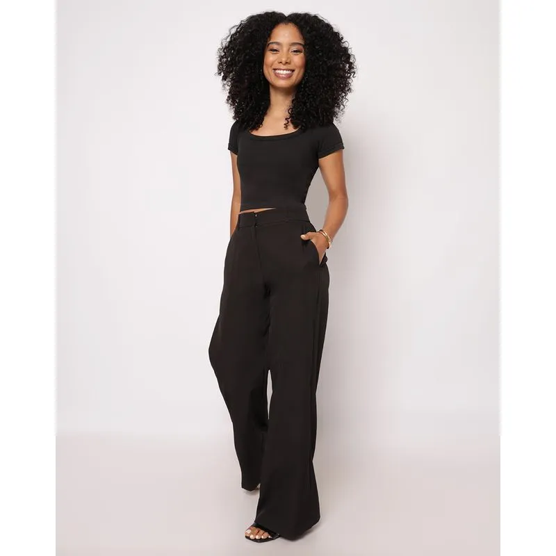Calça Feminina Alfaiataria Reta Berry & Co. com Bolsos Preta M