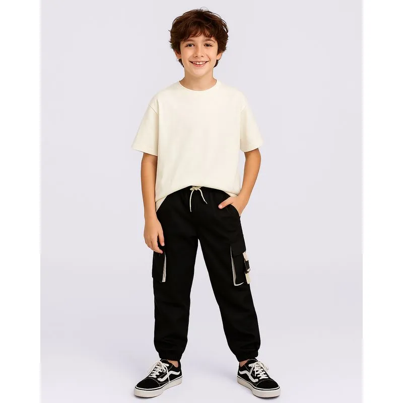 Calça Juvenil Jogger Bolso Cargo com Fecho De Encaixe Preta 10