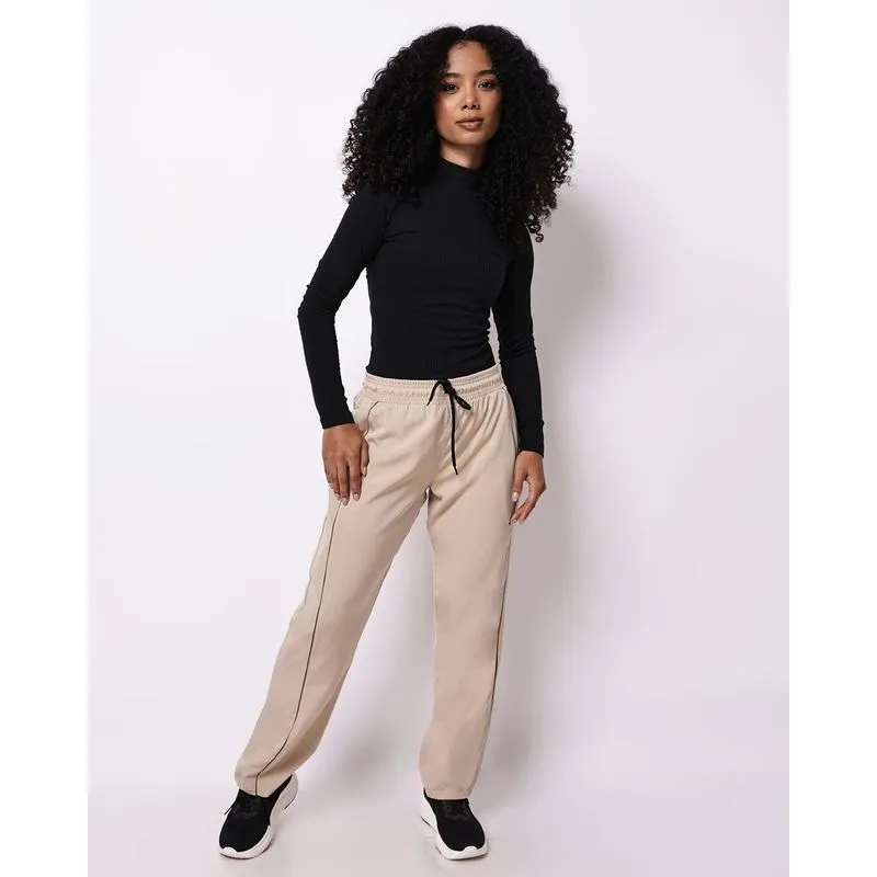 Calça Fitness Feminina Reta Microfibra com Bolsos Detalhe Vivo Bege M