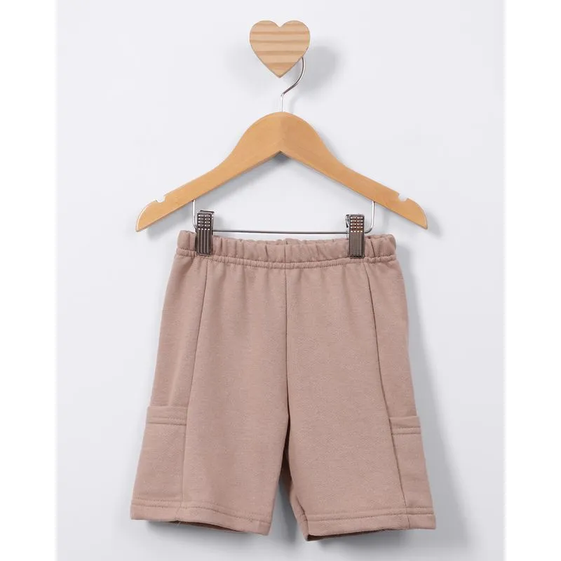 Bermuda Bebê Moletinho com Bolsos Bege 2