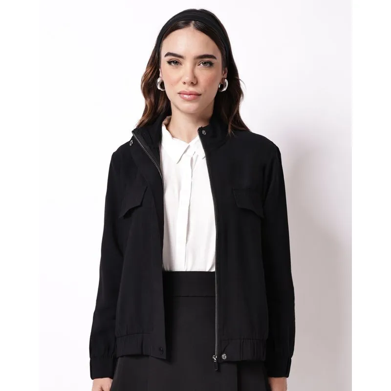 Jaqueta Feminina Berry & Co. Alfaiataria com Lapela Preta M