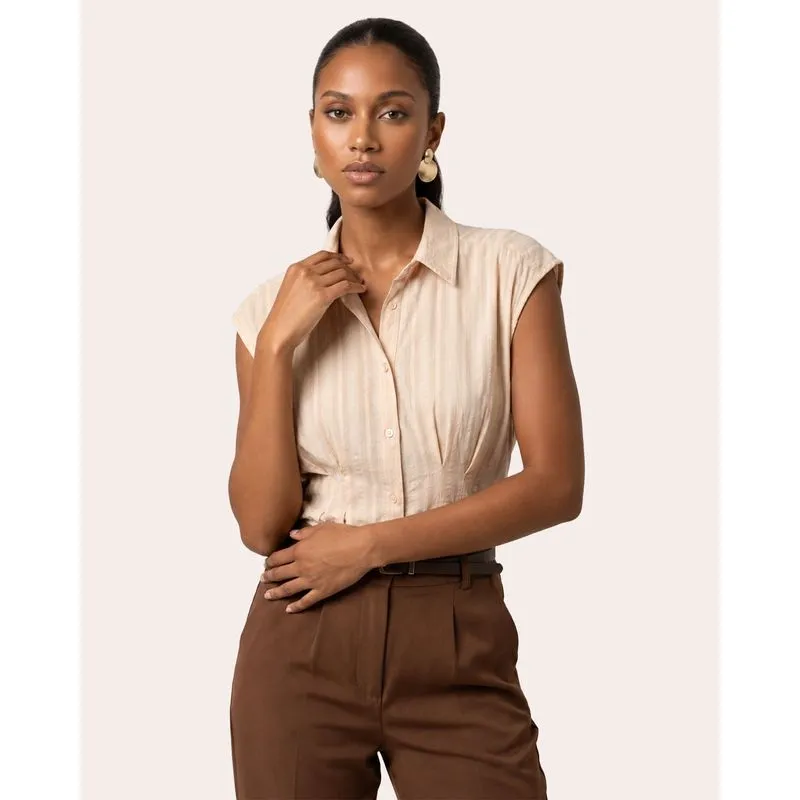 Camisa Feminina Berry & Co. Viscose Maquinetada Bege PP