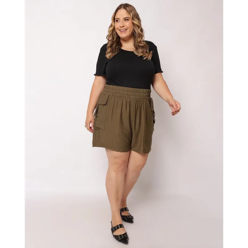 -Short Plus Size Feminino Berry & Co. com Aviamento Verde G2