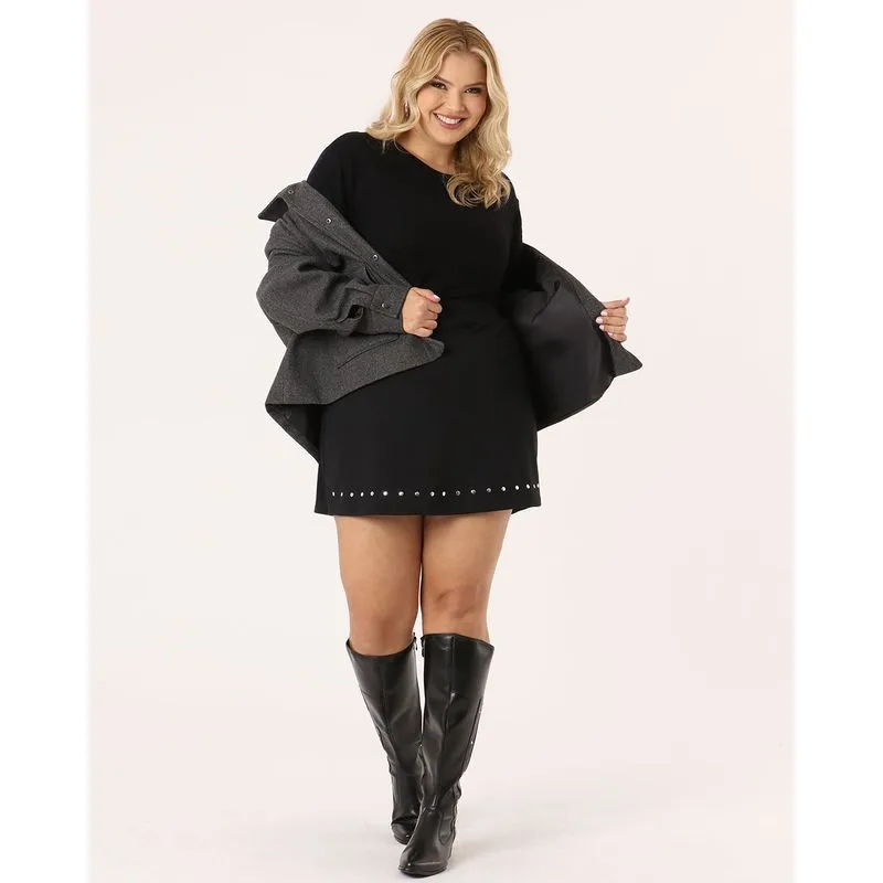Short Saia Plus Size Feminino com Tachas Preta G4