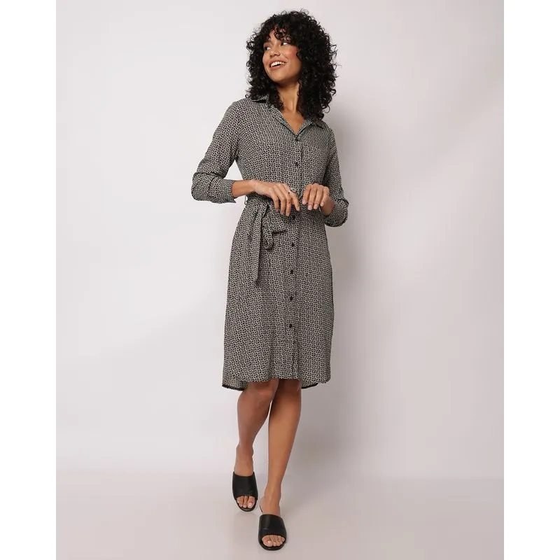 Vestido Feminino Berry & Co. Curto Chemise Viscose Estampado Preto P