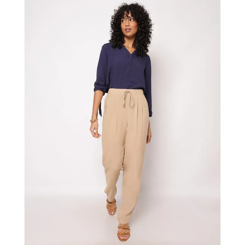 Calça Feminina Reta Berry & Co.Viscose com Pregas Bege P
