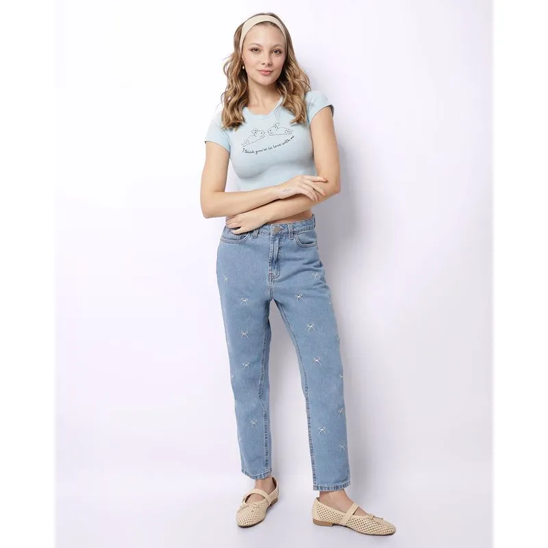 Calça Jeans Feminina Mom com Bordados Laços Bolsos Azul 40