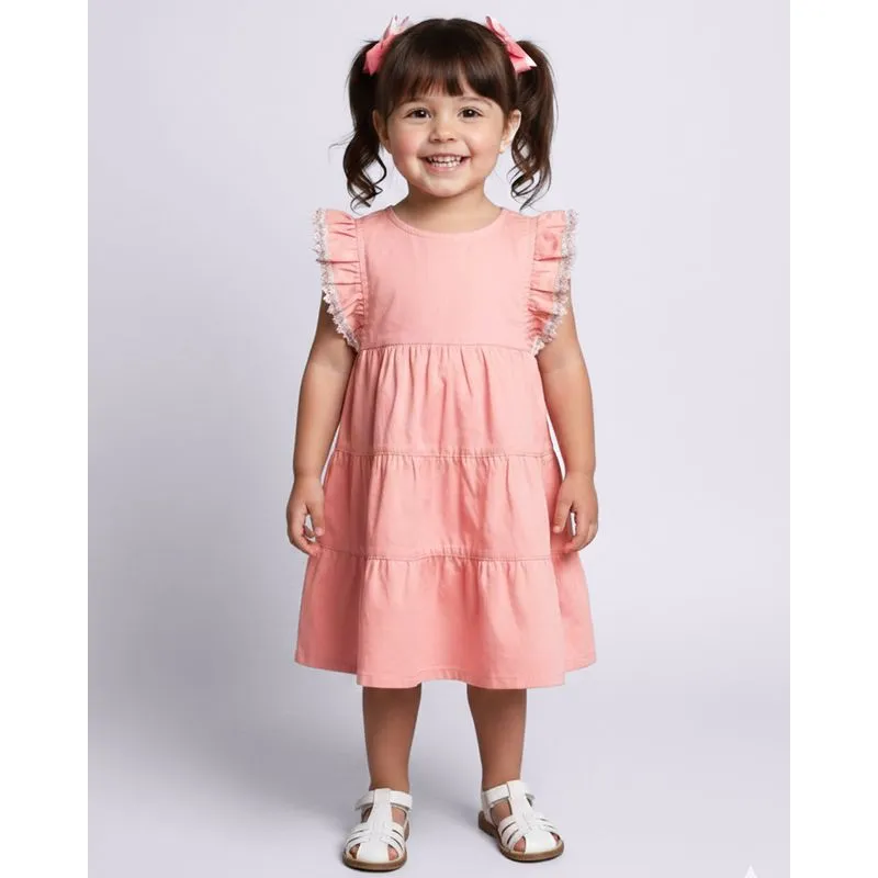 Vestido Sarja Bebê Curto Três Marias com Detalhe em Renda Rosa 2