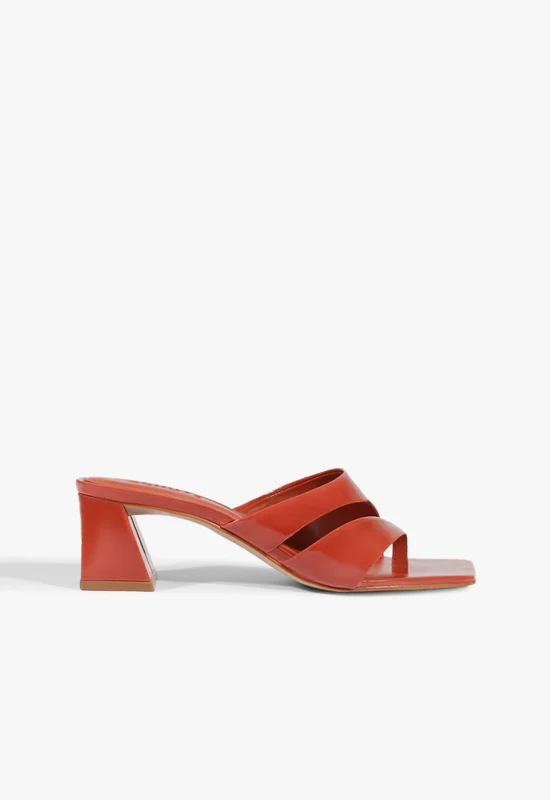 Madeline Mid Sandal 9 / Caiena Red / Leather