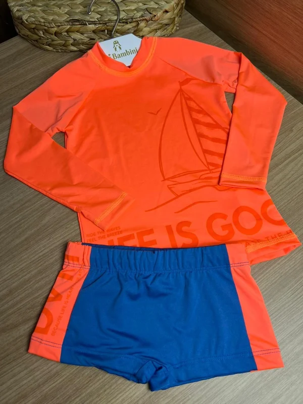 CONJUNTO CAMISETA MANGA LONGA BARCO A VELA E SUNGA PROTEÇÃO UV50+ MENINO DIVERTTO LARANJA NEON / 14