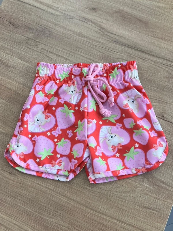 SHORT PRAIA NYLON CORDÃO ELÁSTICO CÓS URSOS MORANGOS E BORBOLETAS MENINA CINTI Vermelho / 6