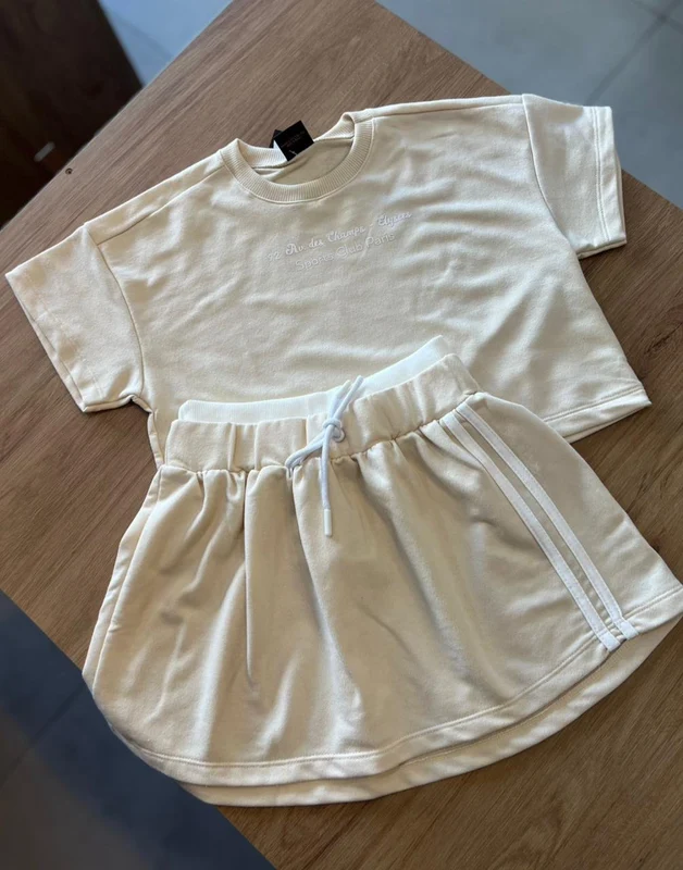 CONJUNTO MOLETOM BLUSA MANGA CURTA SPORTS CLUB PARIS E SAIA LISTRA MENINA GLOSS BEGE CLARO / 14