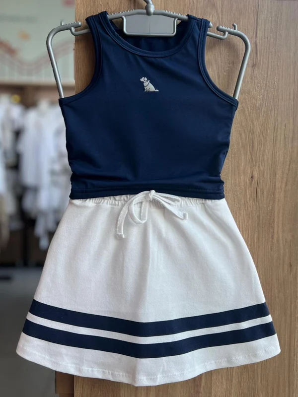 CONJUNTO BLUSA REGATA DRY FIT PROTEÇÃO UV50+ MINIMALISTA CACHORRO E SAIA MENINA QUIMBY AZUL ESCURO / 16