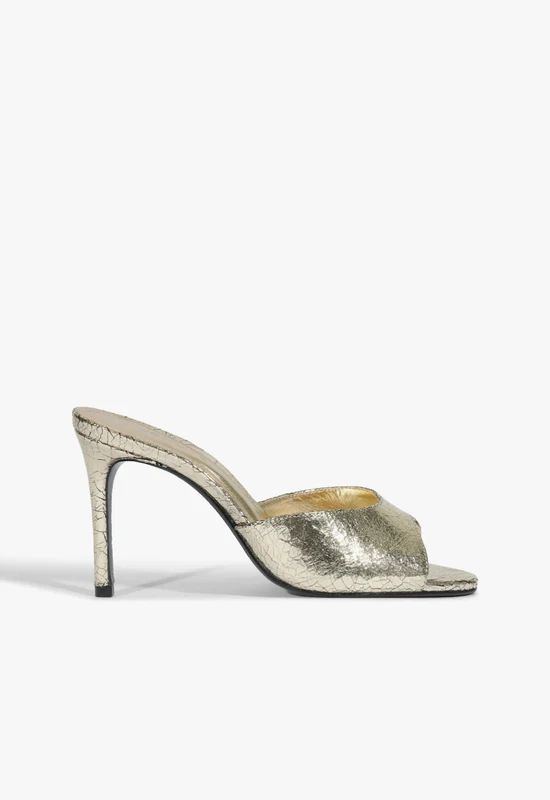 Cloe Sandal 9.5 / Platinum / Metallic