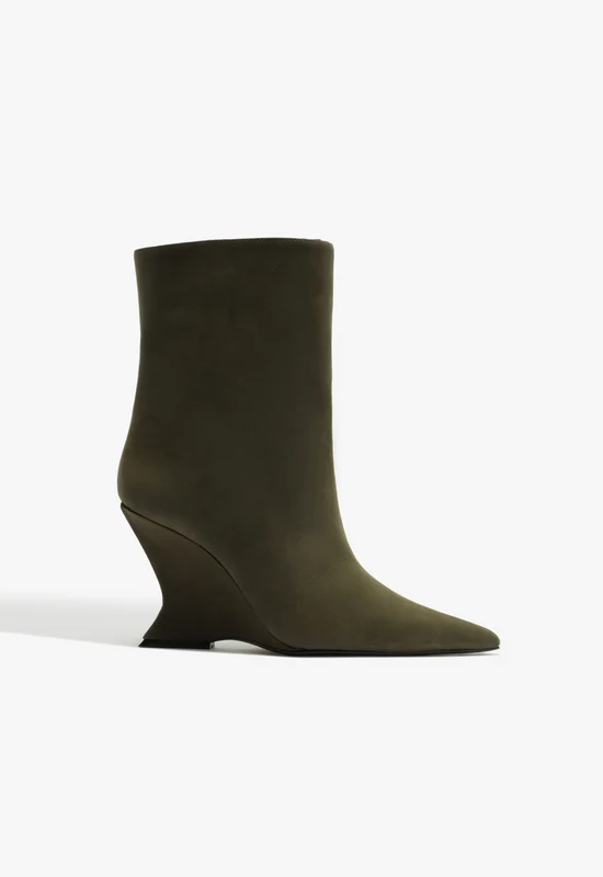 Siena Suede Bootie 7 / Grape Leaf / Suede