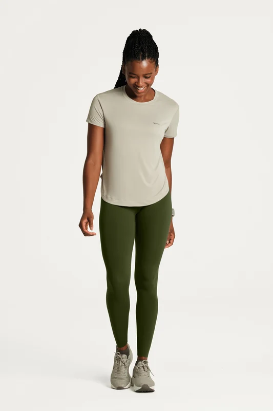 T-shirt Feminina Lsport Ampla Areia Quente / GG