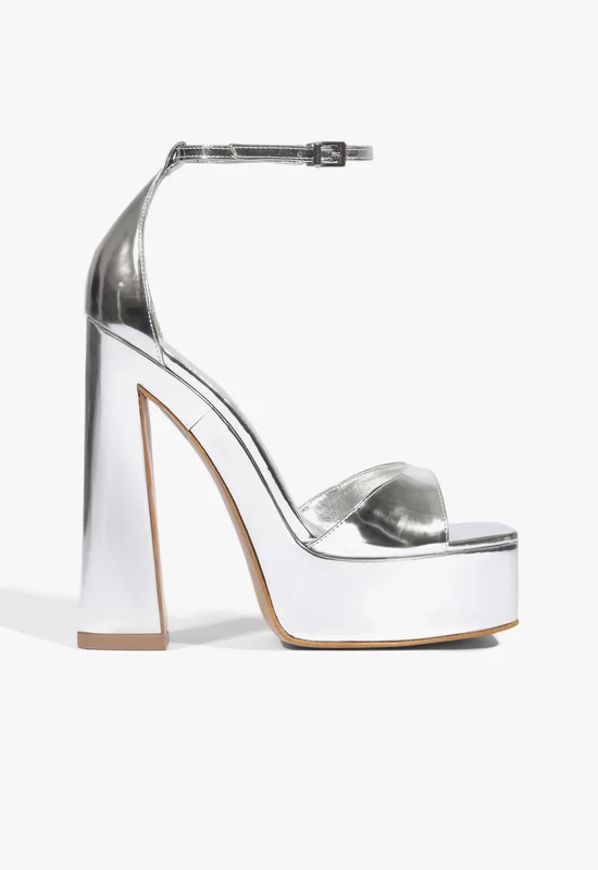 Tate Platform Metallic Sandal 5 / Silver / Metallic