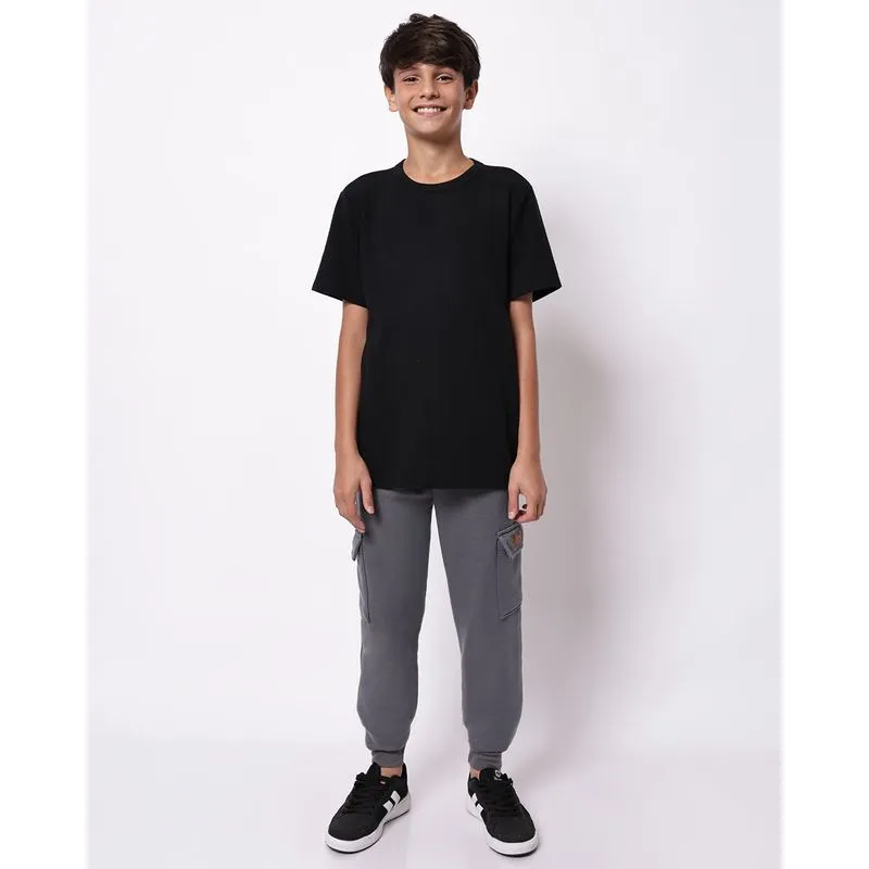 Calça Moletom Juvenil com Bolsos Cargo Cinza 12